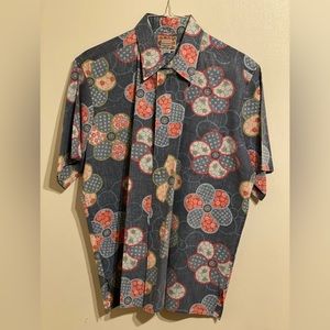 Reyn Spooner men’s Hawaiian shirt